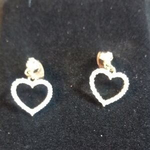 Valentines Day Sale! Elegant Gold-toned Heart Earrings